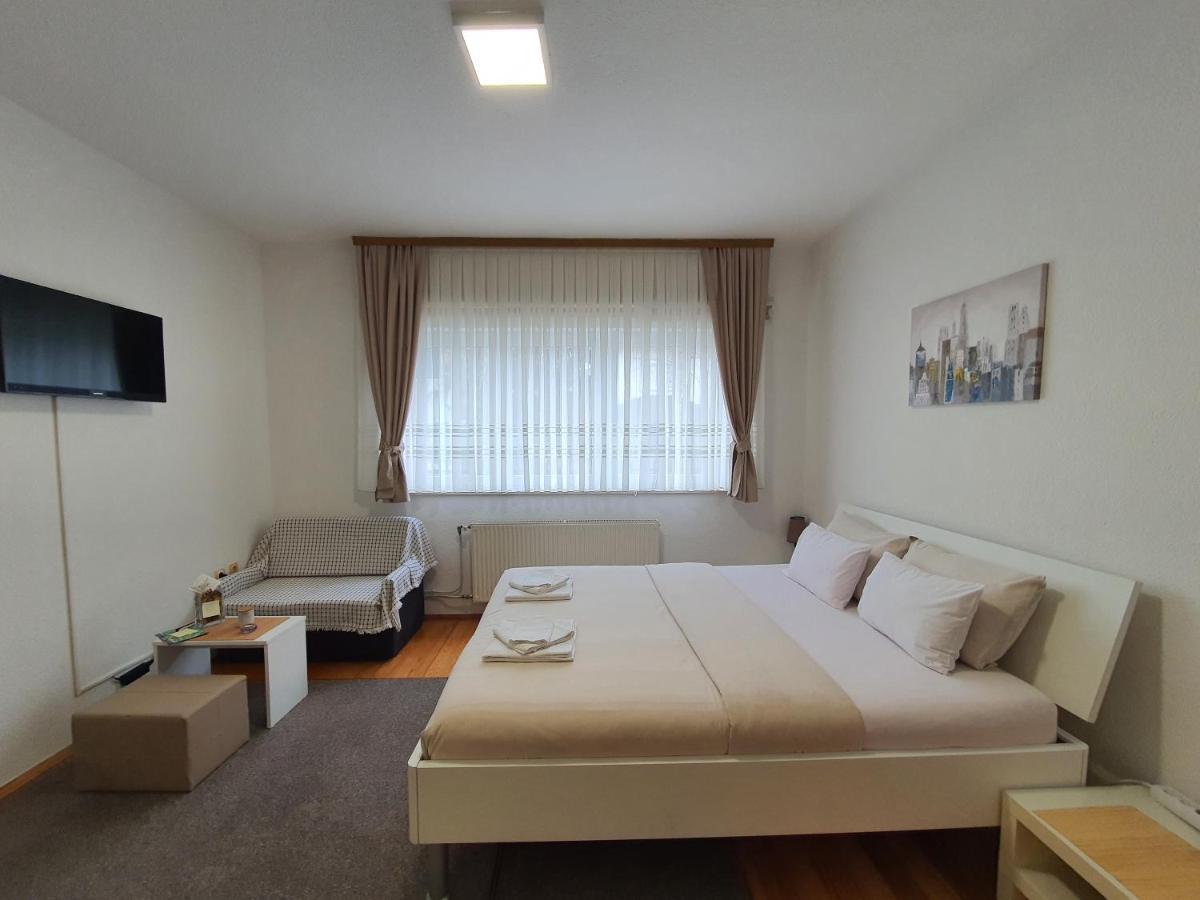 Studio Apartman 11 Bihać Exterior foto